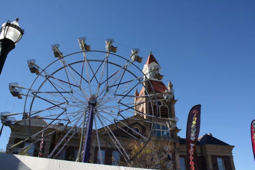 Ferris wheel rides in Circleville