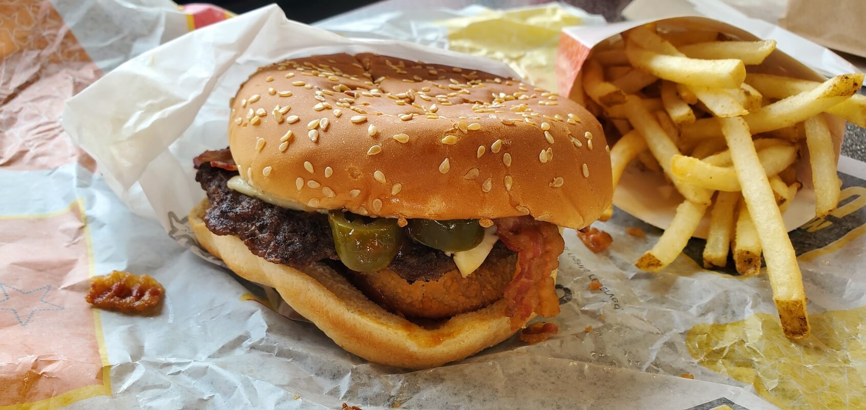 Hardee’s Superstar Burger and Spicy Western Burger - Dimple Dash ...