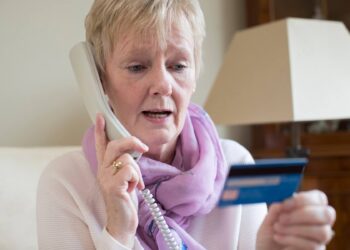 5 tips to protect seniors from financial scams right now