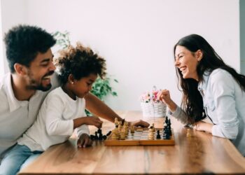 How Your Family Can Adopt Healthier Digital Habits