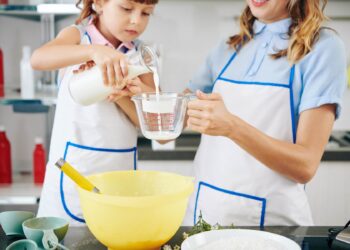 4 Ways to Uplift Small Businesses this Holiday Season