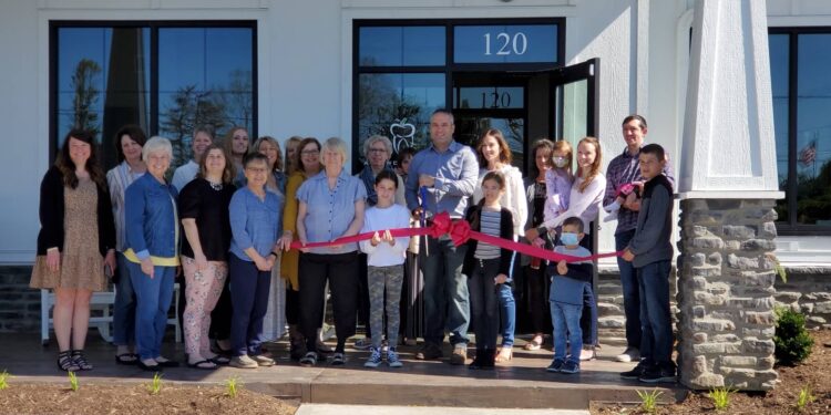 Tootle, Palmer & Ankrom Dentistry grand-opening