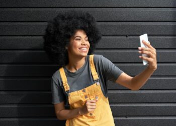 How to connect with loved ones in 2021