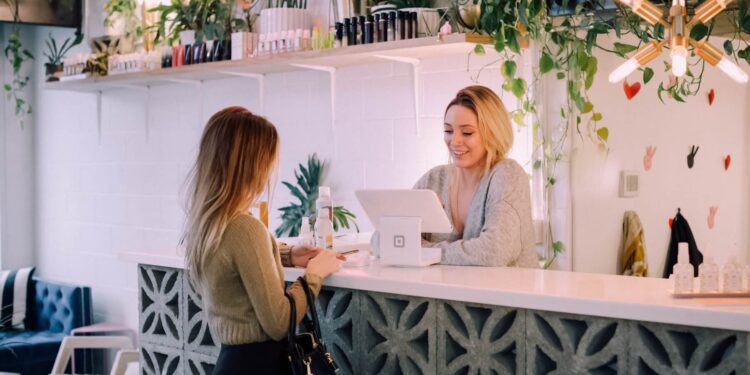 6 Genius ways to get customers to spend more than they planned