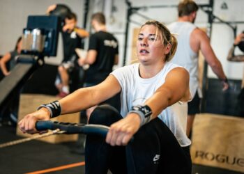 10 Tips on how to manage sport injuries