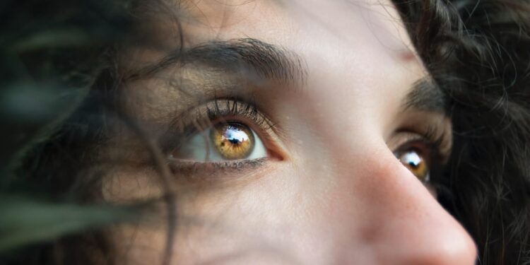 An eye health checklist to help you take care of your vision