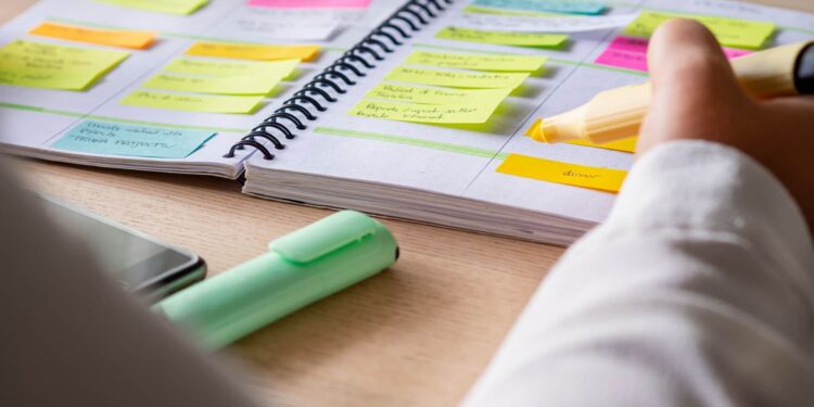 5 Tips for Sticking to a Schedule