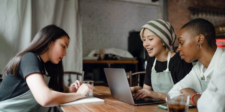 The Marketing strategies that help a small business stand out