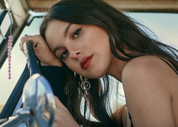 Olivia Rodrigo in "driving home 2 u"