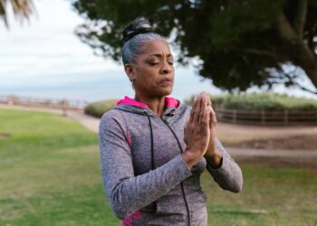 Helping an aging parent keep healthy and fit