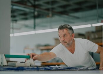 4 Simple tips on creating more safety within your manufacturing facility