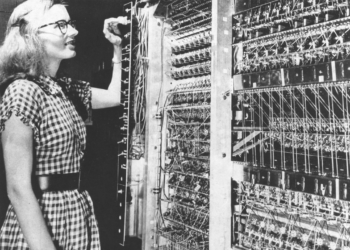 The fascinating history of the modern calculator