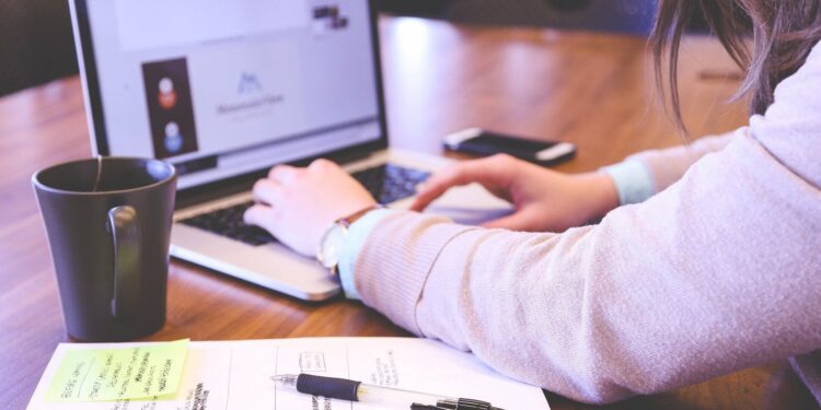 3 Practical Ways To Advertise Your Business