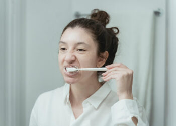 How to care for your teeth over winter