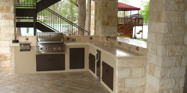 Make over your outdoor dining space with these changes