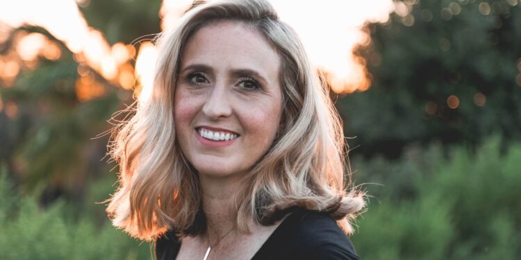 3 Tips for becoming comfortable with your smile