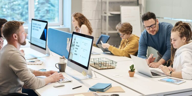 Create the perfect office space for optimal productivity