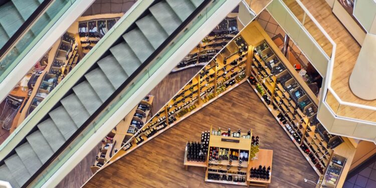 5 Proven strategies to increase your competitiveness in the retail industry
