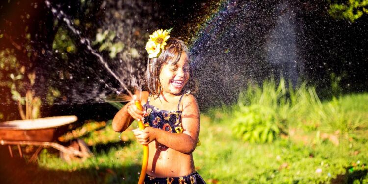 8 Ideas on how to redo your backyard for the kids