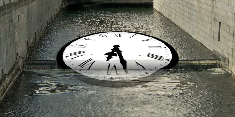 Time Disappears - Poetic Pauses