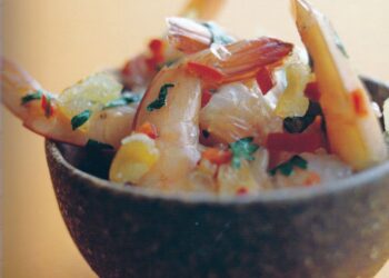 Dive into a garlic-infused meal